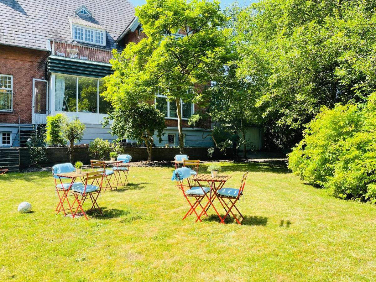 Aday - Aalborg Mansion - Open Bright Apartment With Garden Exterior foto